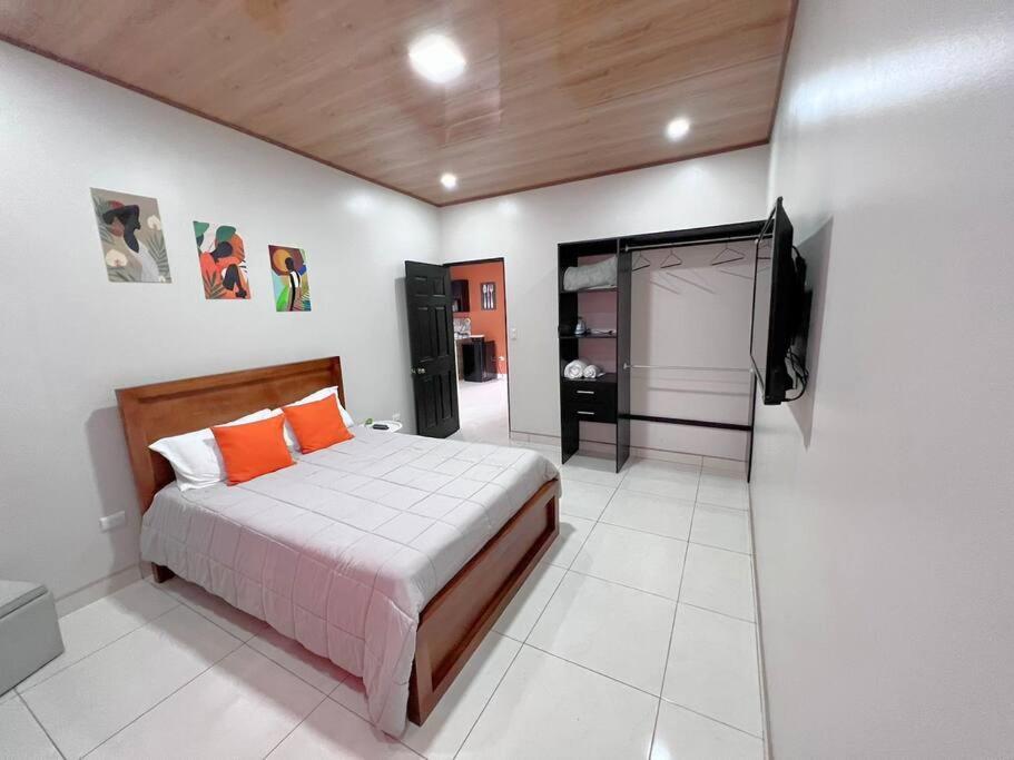 Orange Apartment 5 Min Aeropuerto Juan Santamaria Alajuela Eksteriør bilde